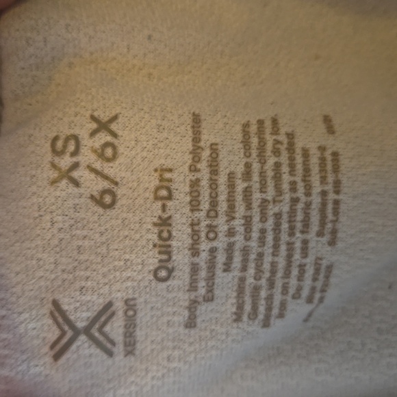 SOLD!!!! irls Grey Sports Shorts Size Xs 6/6x - Picture 3 of 3